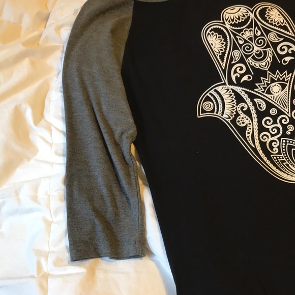 Hamsa women’s sz M black & grey top 3/4 sleeves - Picture 4 of 5